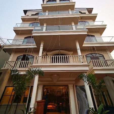 Hotel Rio Benaras Varanasi Exterior photo