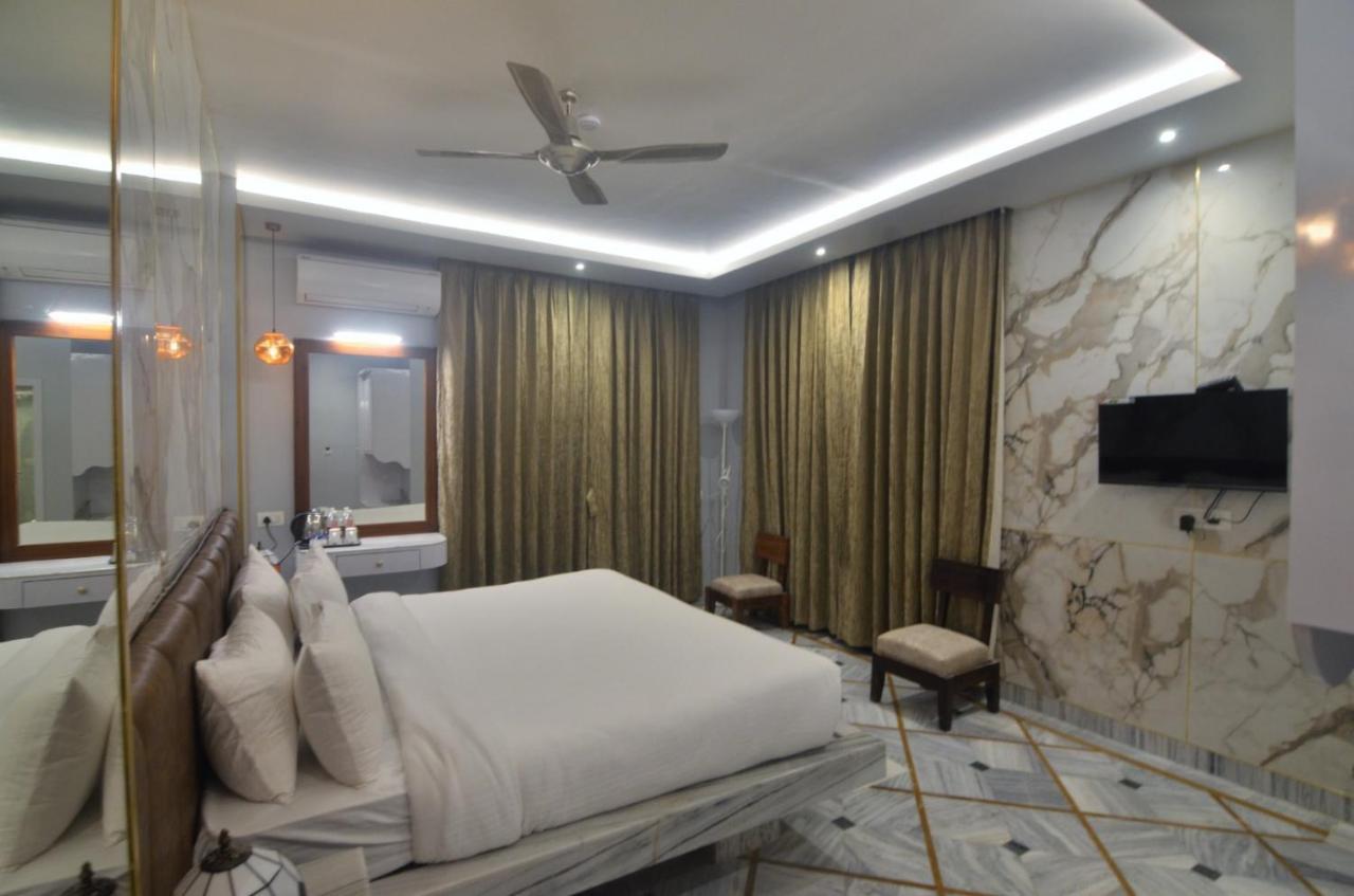 Hotel Rio Benaras Varanasi Exterior photo