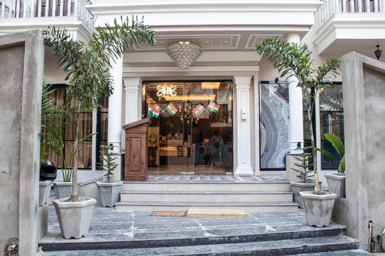 Hotel Rio Benaras Varanasi Exterior photo