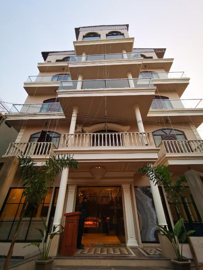 Hotel Rio Benaras Varanasi Exterior photo