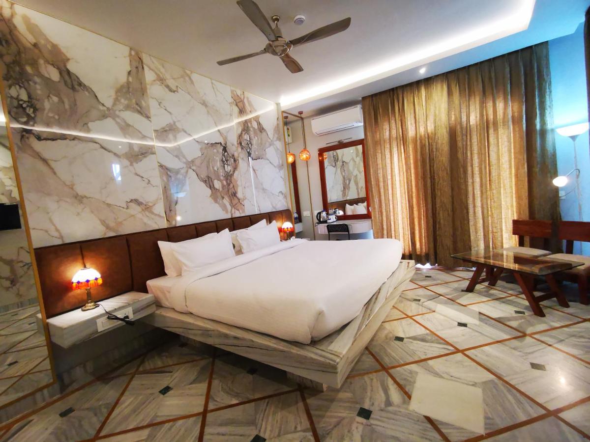 Hotel Rio Benaras Varanasi Exterior photo