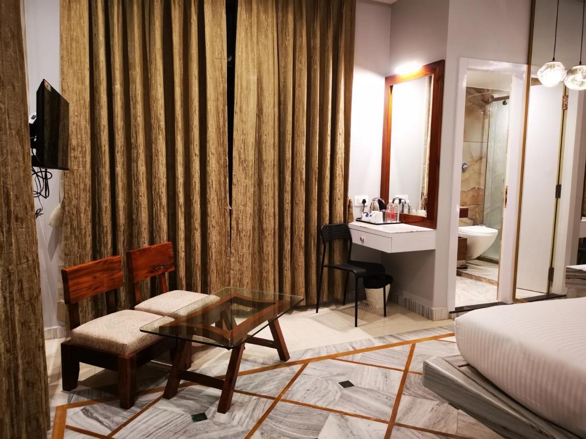 Hotel Rio Benaras Varanasi Exterior photo